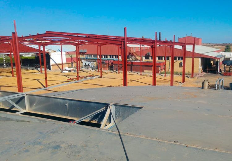 Obra Industrial Sevilla y Madrid. Grupo Zinc. Catunambú