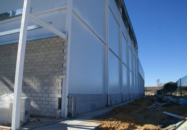 Obra Industrial Sevilla y Madrid. Grupo Zinc. Iberfruta - Grupo Helios