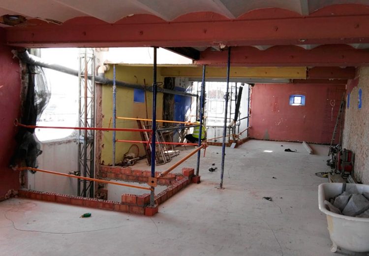 Edificacion. Grupo Zinc. Viviendas Plaza San Francisco, Sevilla