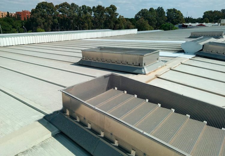 Obra industrial. Adecuación de las instalaciones de Sola Ricca Sevilla